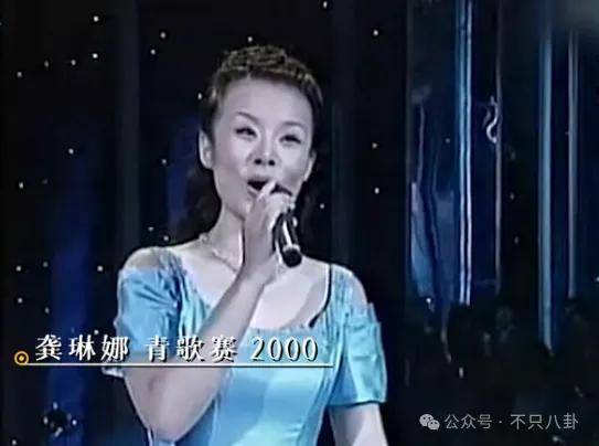 他们那么幸福恩爱,怎么突然离婚了……