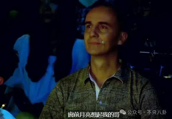 他们那么幸福恩爱,怎么突然离婚了……