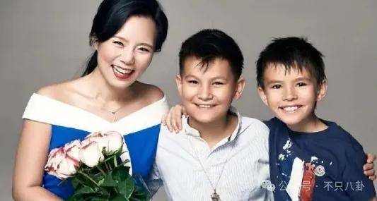 他们那么幸福恩爱,怎么突然离婚了……