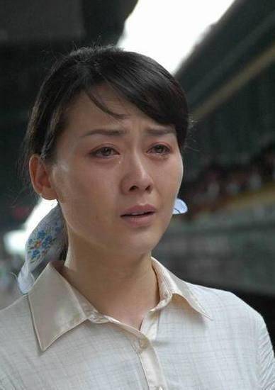 被前夫一巴掌扇到离婚,二婚嫁世界冠军,原来她才是清醒大女主