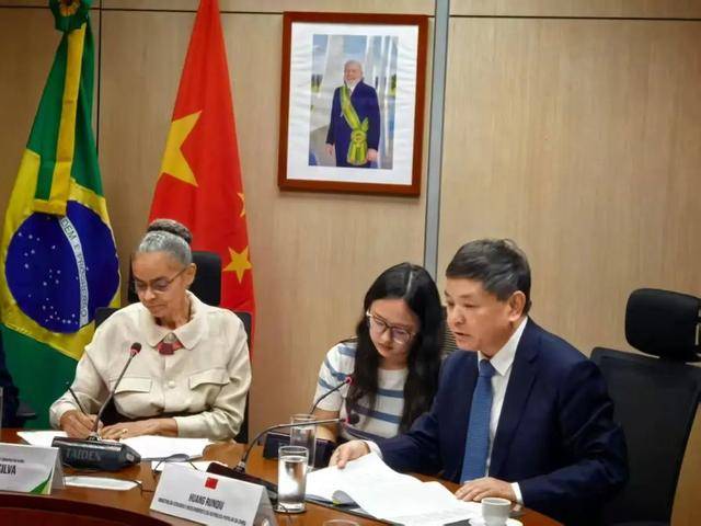 生态环境部部长:个别国家搞毁约退群,损害全球应对气候变化努力