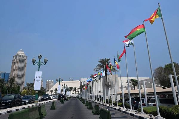 美媒:海湾国家想联手应对以色列空袭卡塔尔,但他们没多少办法