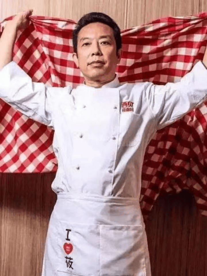 深挖 | 贾国龙：大二退学，37年打造餐饮帝国，如今深陷争议漩涡