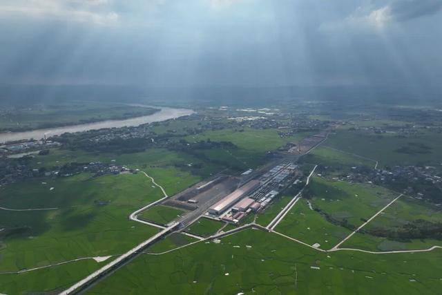 54座隧道全部贯通,柳梧铁路即将全线铺轨