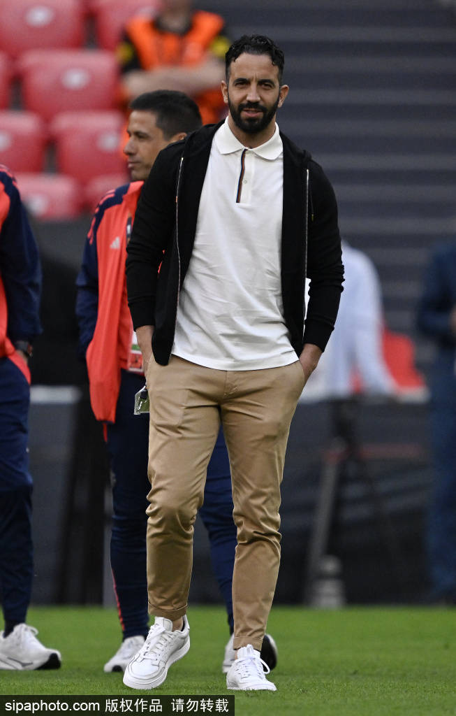 曼联换帅风暴:索斯盖特能否带来久违的复兴?