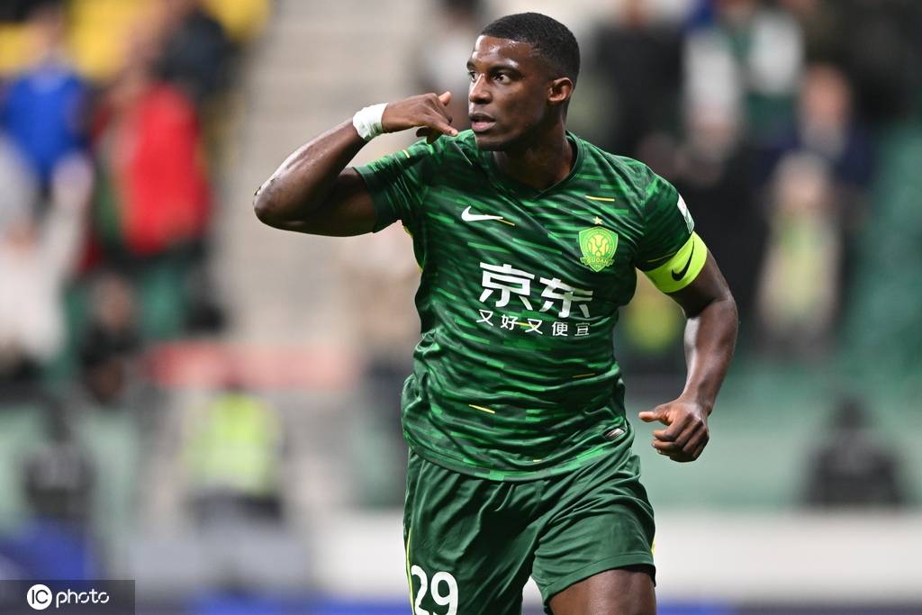 逃离降级区!中超-萨里奇戴帽 海牛4-2逆转送国安两连败